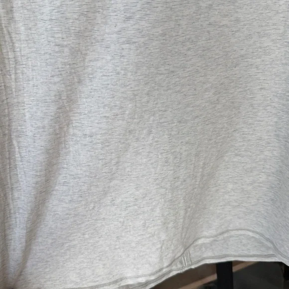 Lululemon Superb Short Sleeve Tee Wee Stripe Heathered Light grey ladder stich - Picture 7 of 11